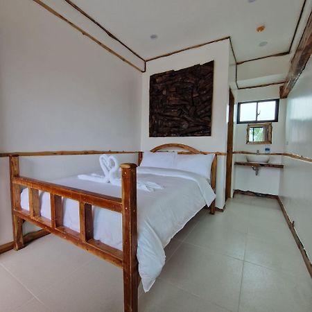 The Hat Trick Hostel Basdiot المظهر الخارجي الصورة