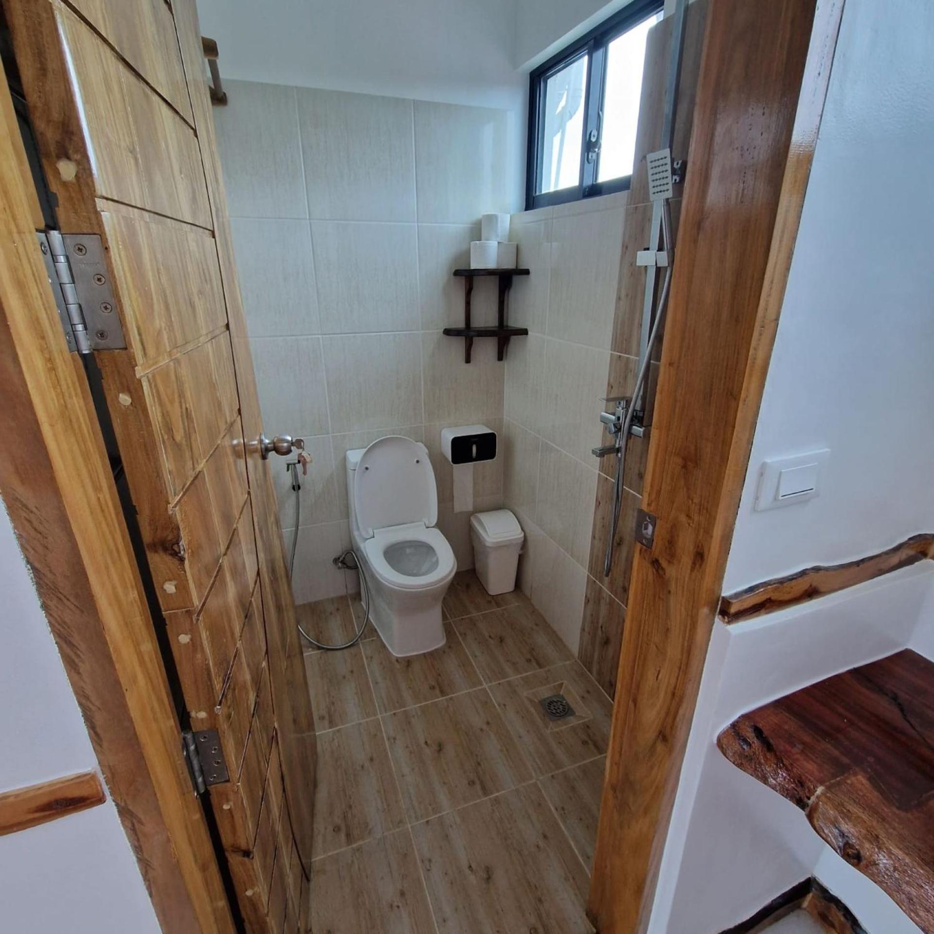 The Hat Trick Hostel Basdiot المظهر الخارجي الصورة