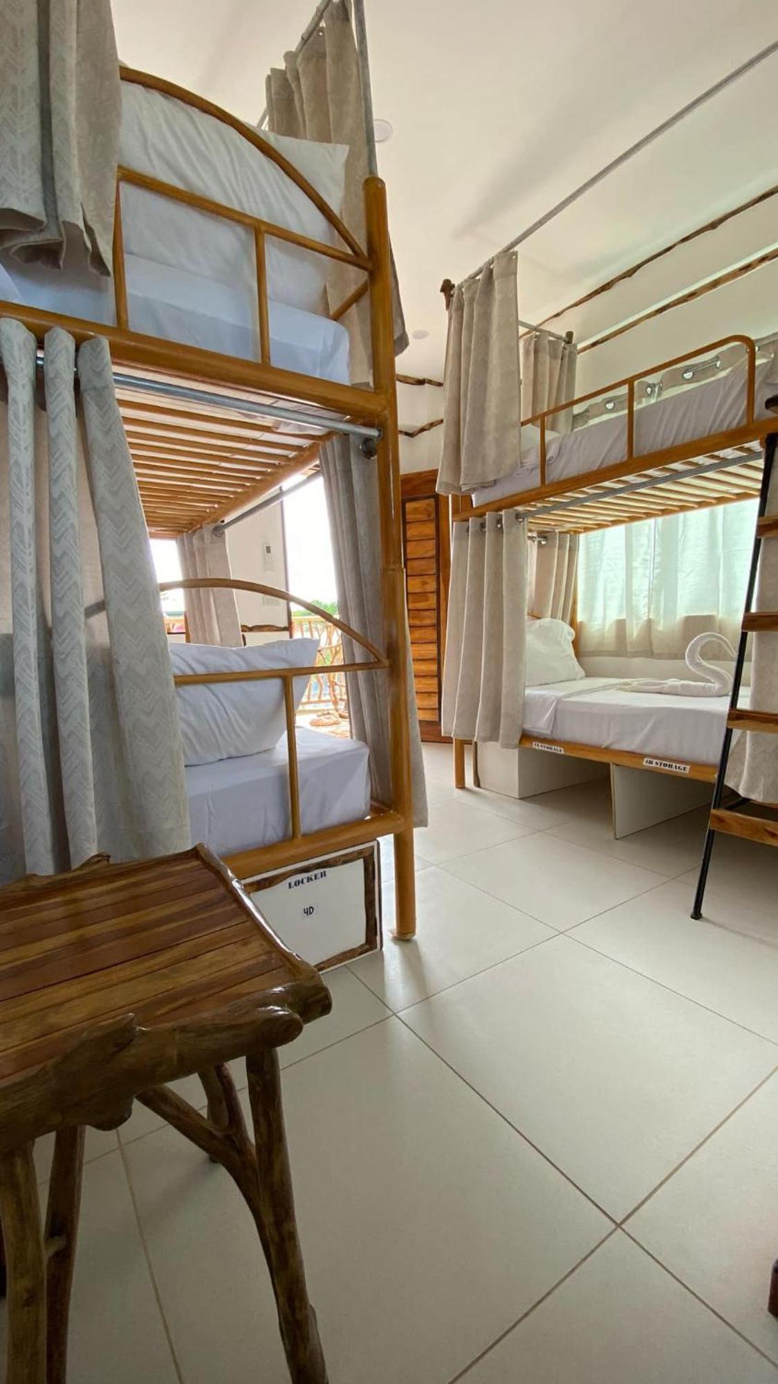 The Hat Trick Hostel Basdiot المظهر الخارجي الصورة