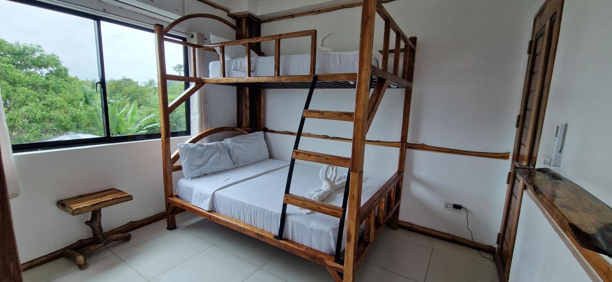 The Hat Trick Hostel Basdiot المظهر الخارجي الصورة